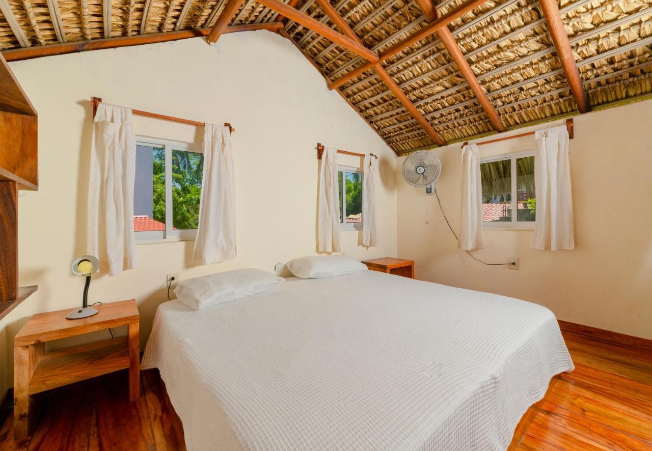 Cabana Paraguitos Brisas de Zicatela ภายนอก รูปภาพ